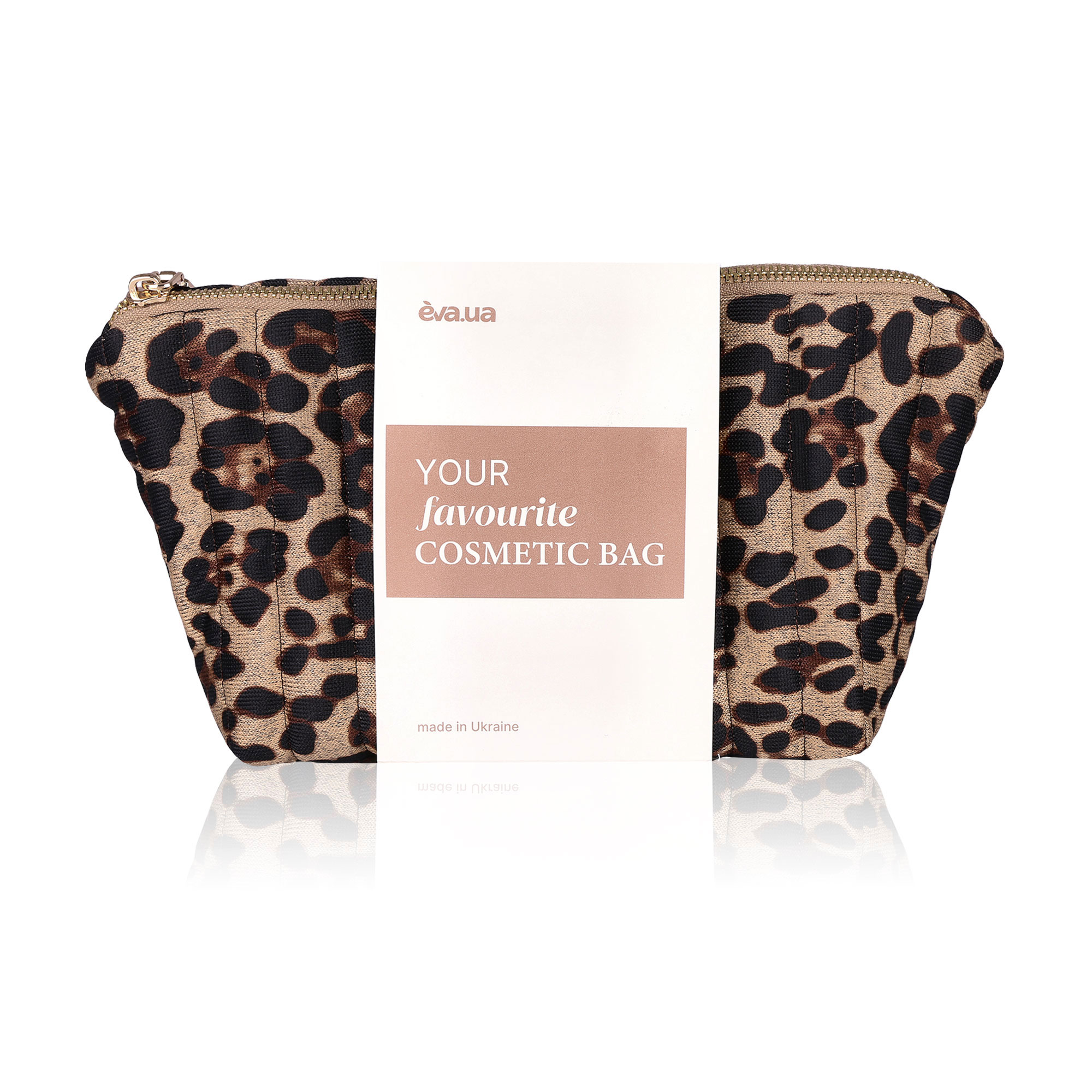 Косметичка EVA.UA Леопард, стьобана, середня, трикутна, 30*16*10 см (AD06)
Косметичка EVA.UA Леопард, стьобана, середня, трикутна, 30*16*10 см (AD06)