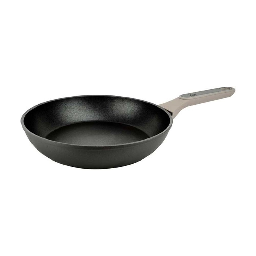 Сковорода IQ Be Brave без кришки, 26 см (IQ-1141-26)
Сковорода IQ Be Brave без кришки, 26 см (IQ-1141-26)