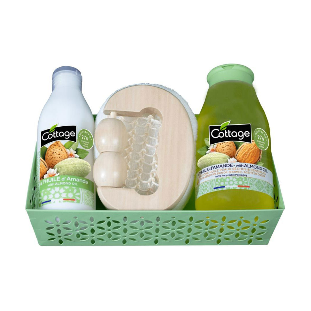 

Набір для догляду за тілом Cottage Almond Oil (олія-гель для душу, 250 мл + молочко для тіла, 150 мл + мочалка + масажер + кошик)