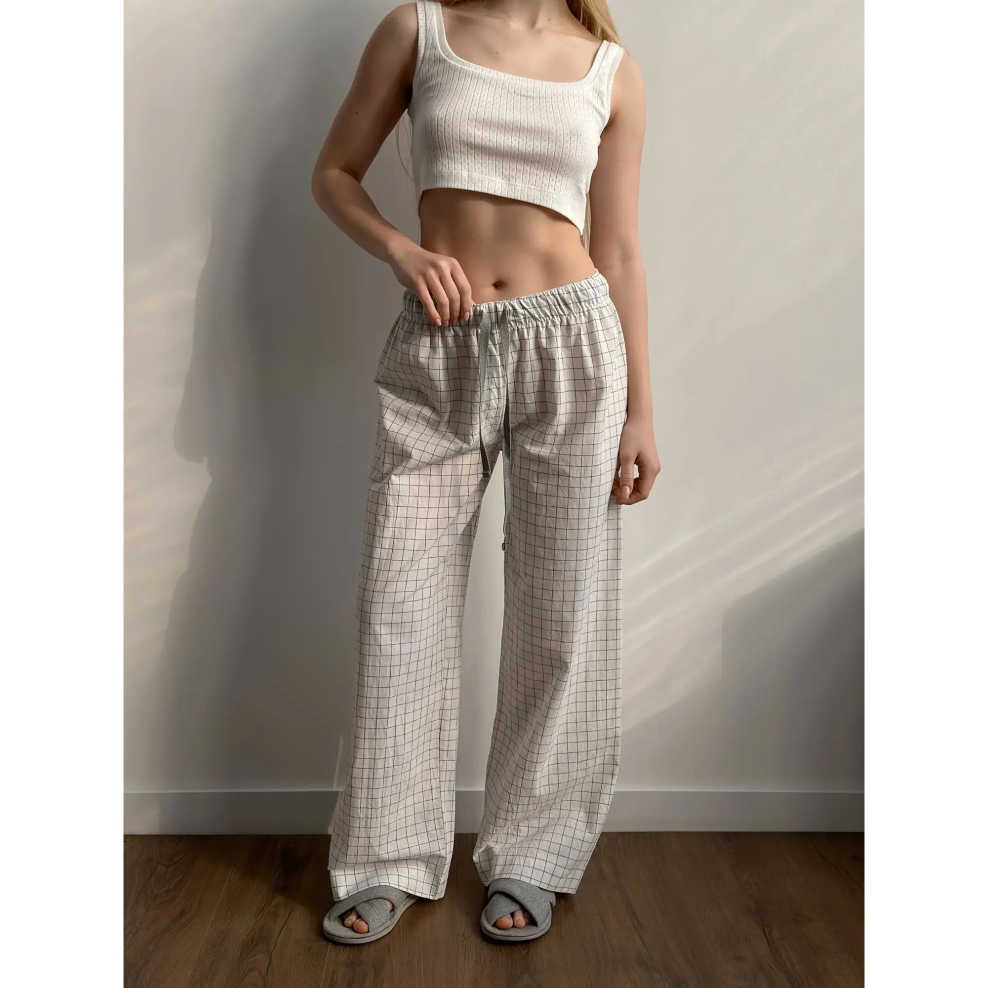 

Штани жіночі Miso Бавовна варена, моно, клітинка чорна на білому, розмір S (14935)