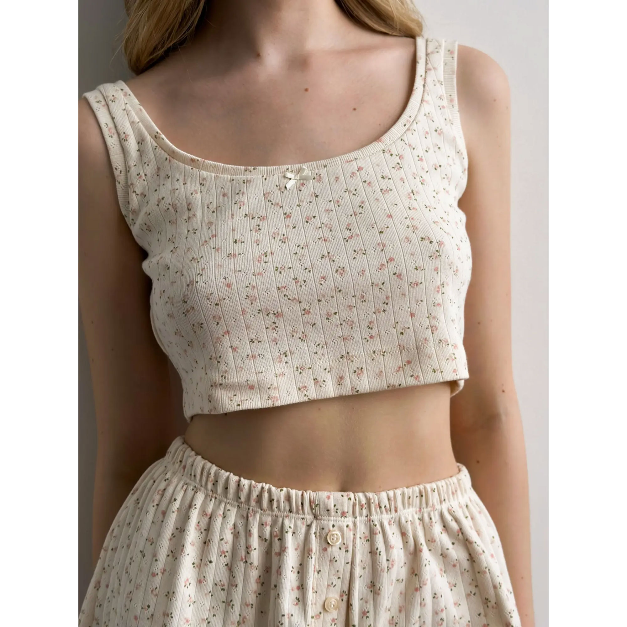 

Топ жіночий Miso Рібана, міні, рожева квітка, розмір M (15376)