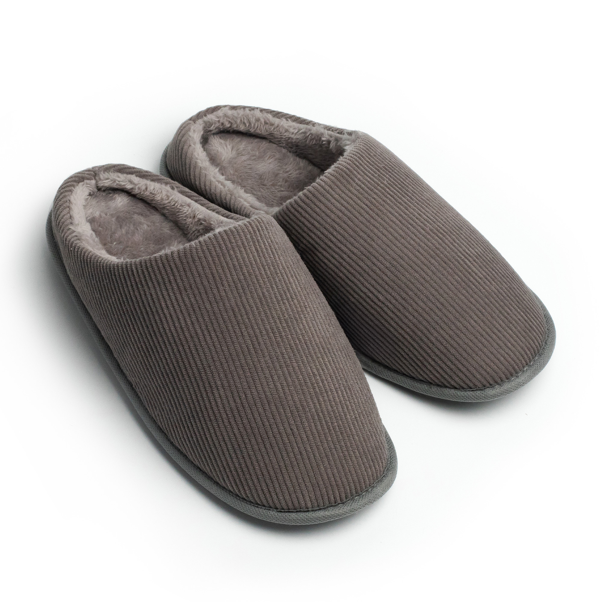 

Чоловічі кімнатні капці Twins Velvet напівчешки, графіт, розмір 44-45 (29 см)