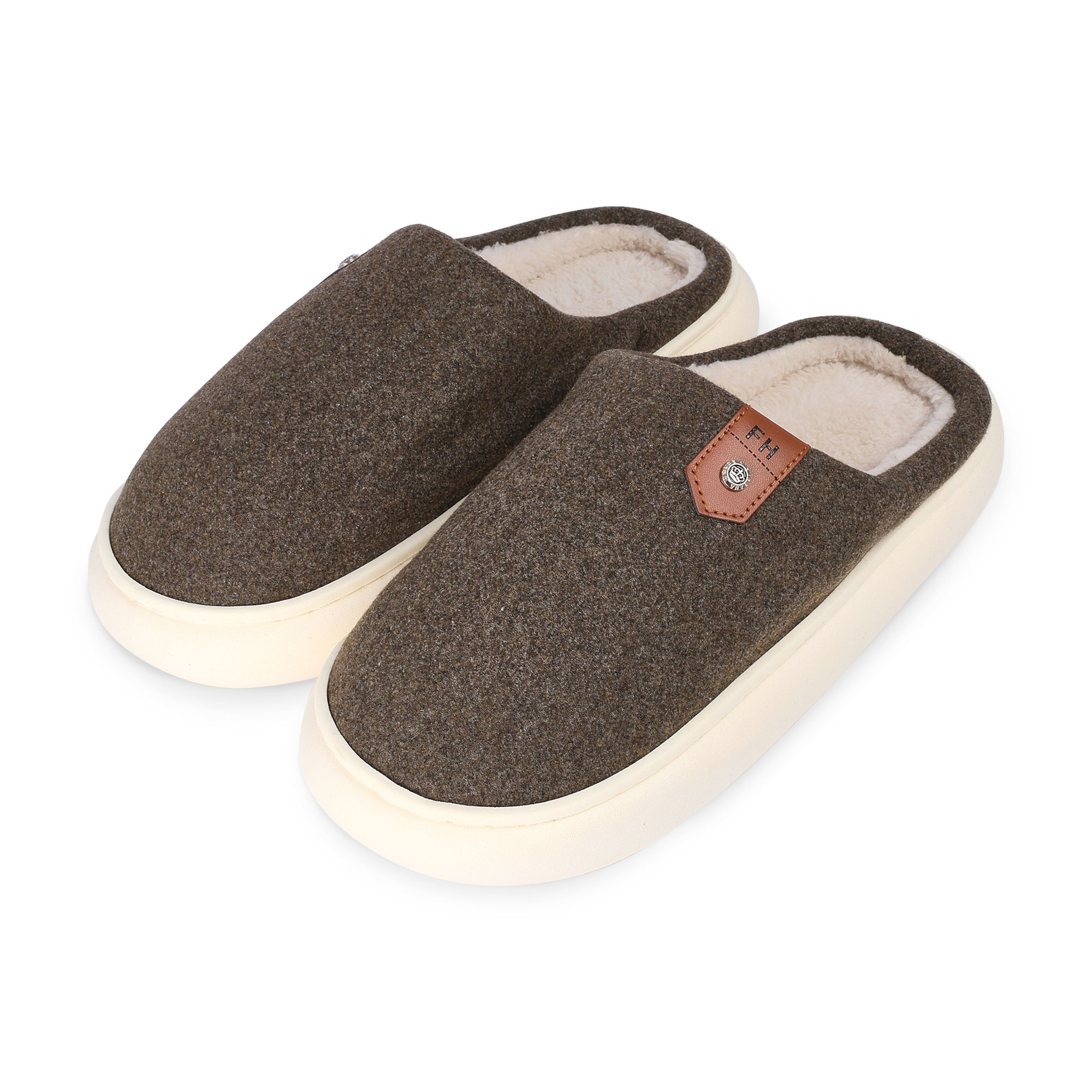 

Чоловічі кімнатні капці 2Step закриті, коричневі, розмір 42-43 (WMSL2024-6-Br)