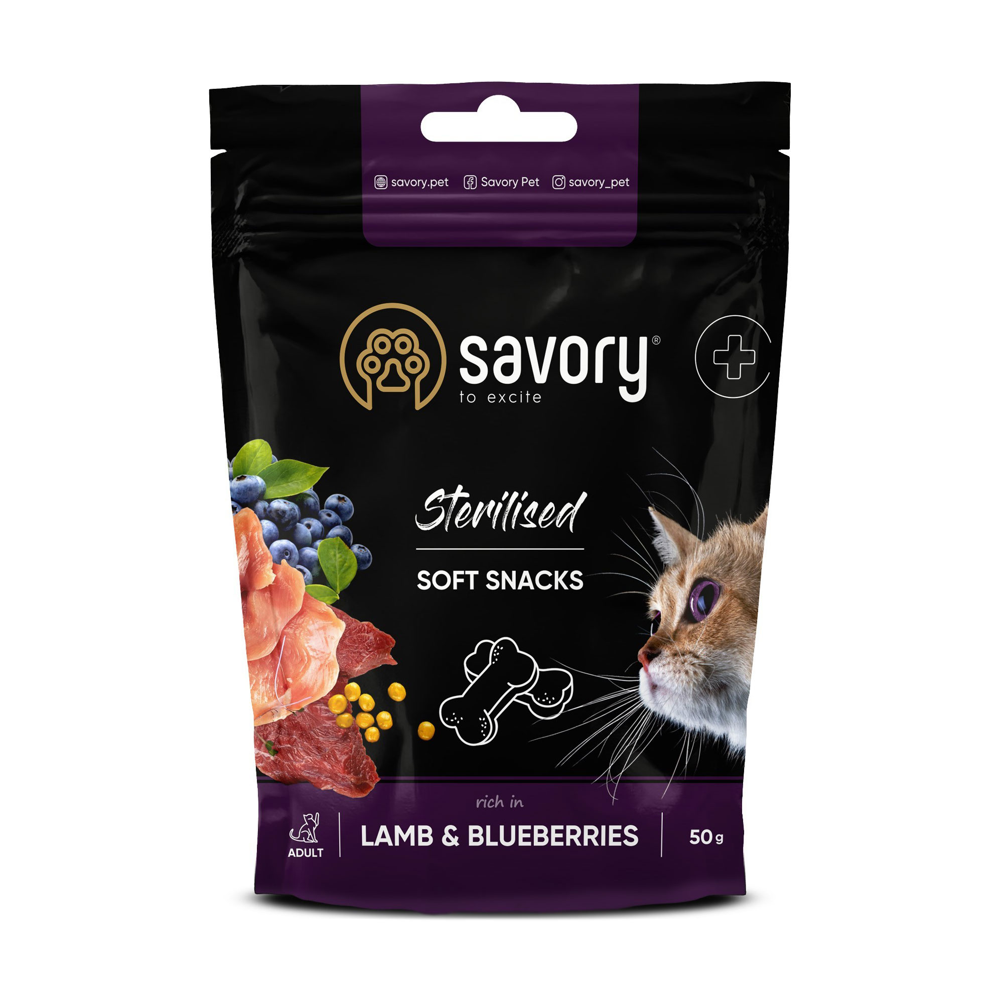 

М'які ласощі для здоров'я стерилізованих котів Savory Sterilised Soft Snack Lamb & Blueberries з ягням та чорницею, 50 г