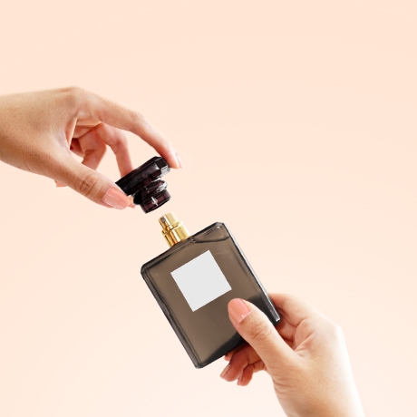 ПАРФУМЕРІЯ - фото